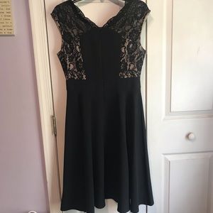 London Times Black Dress Sz 4 Solid Black Skirt